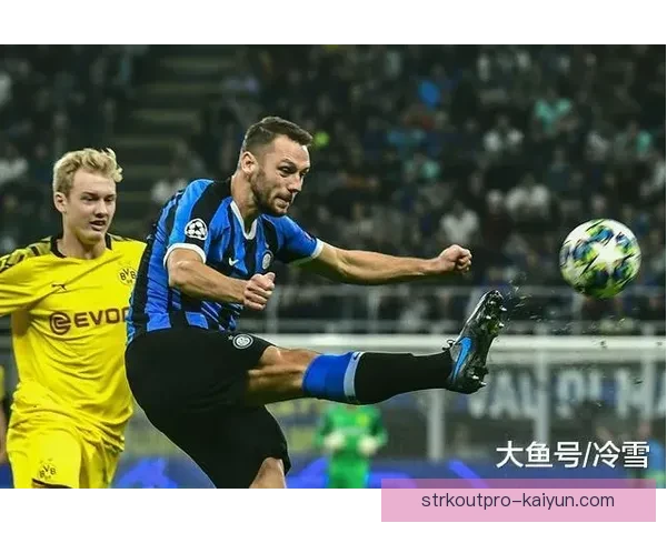 贝肯鲍尔战术影响力持续发酵，开启足球战术演变新里程碑