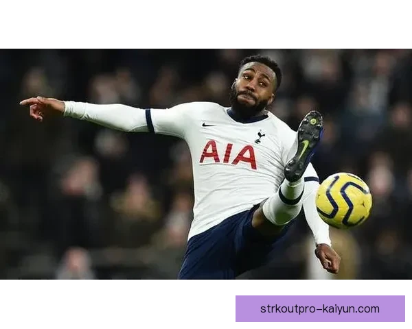 德梅雷·格雷在英超赛季中表现稳健，状态回暖值得关注。